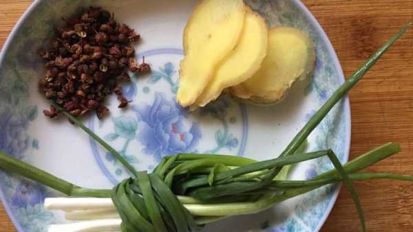 高壓鍋生姜花椒煮多久（高壓鍋蒸花椒肉幾分鐘）-圖2