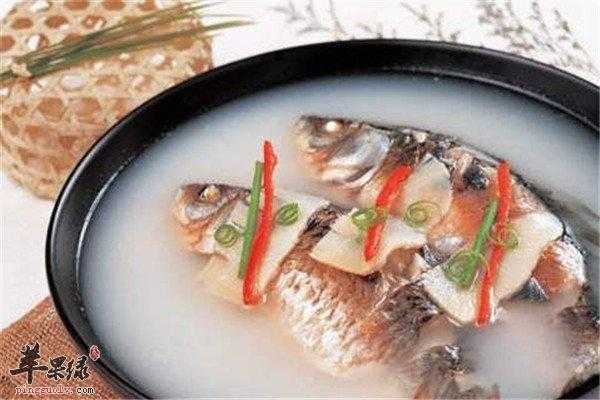 乙肝喝魚湯配上生姜可以嗎（乙肝患者喝鯽魚湯好嗎）