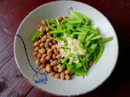 芹菜生姜花椒水（花椒芹菜的做法大全竅門）