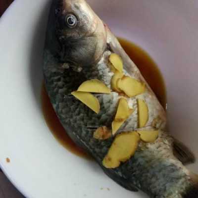 生姜腌鯽魚